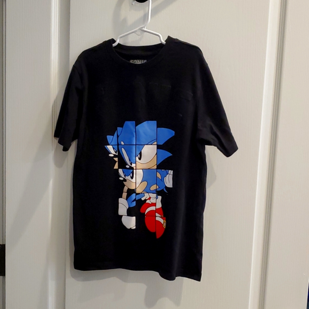 Black Sonic the Hedgehog T-Shirt, Boys, Size 10/12